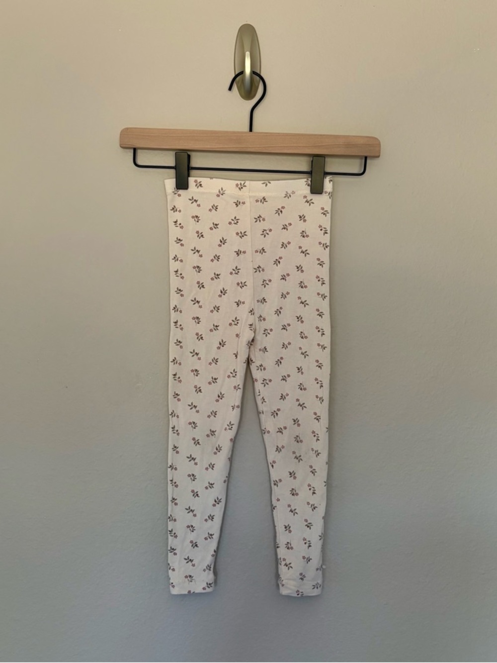 Quincy Mae Holly Berry Cream Bamboo Pajama Pants Stretchy Leggings 4-5Y